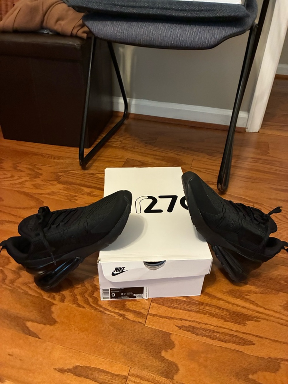 Nike women’s Air Max 270 Triple Black Athletic Shoes